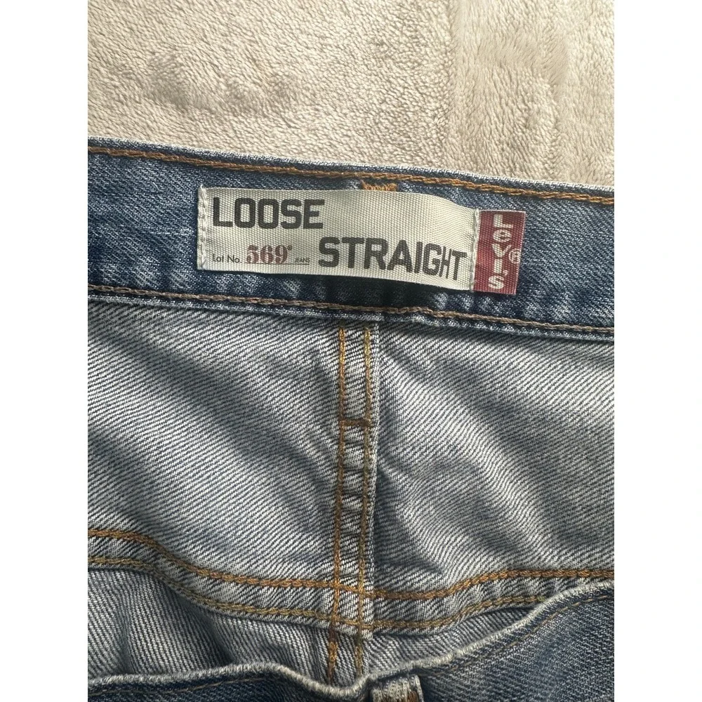 Levis levi 569
